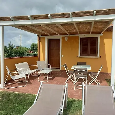 La Casina Di Campagna Tra E Bibbona Дом отдыха *