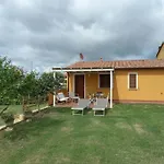 La Casina Di Campagna Tra E Bibbona 別荘 チェチナ